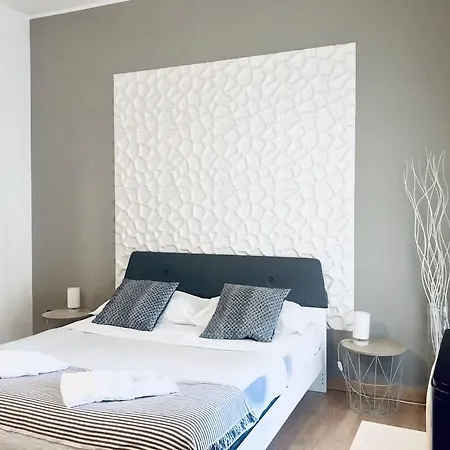 Stesicoro Inhabit - Center Guest house 3*