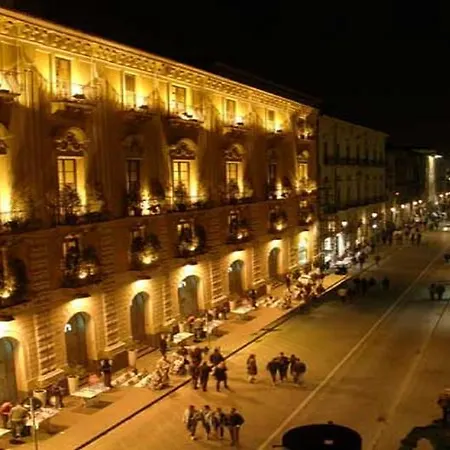 Stesicoro Inhabit - Center Guest house