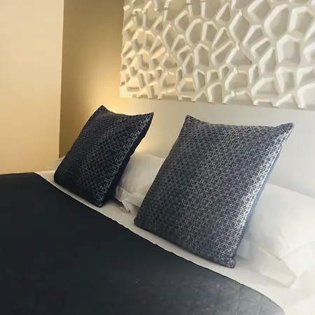 Stesicoro Inhabit Гостевой дом 4*