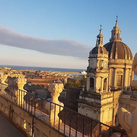 Stesicoro Inhabit Катания