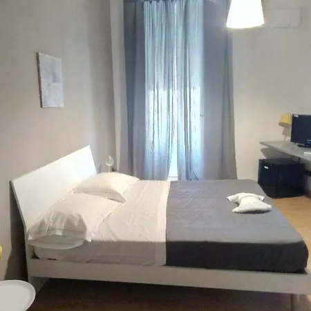 Stesicoro Inhabit - Center Guest house