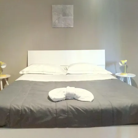 Stesicoro Inhabit - Center 3* Catania